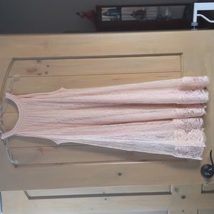 Adrianna Papell peach colored Woman's dress size 8